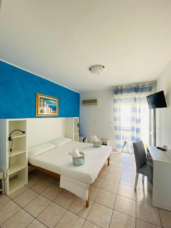 Albergo California Lesina Extérieur photo